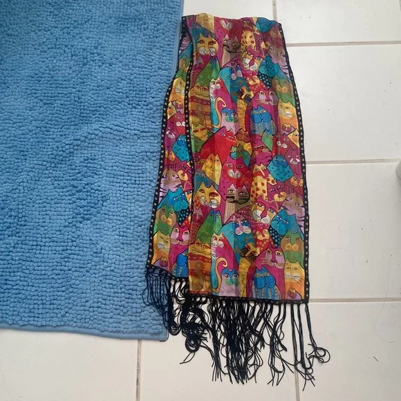 Laurel Burch Signed & Matching Handbag, Charm And Silk Scarf - Picture 2 of 16